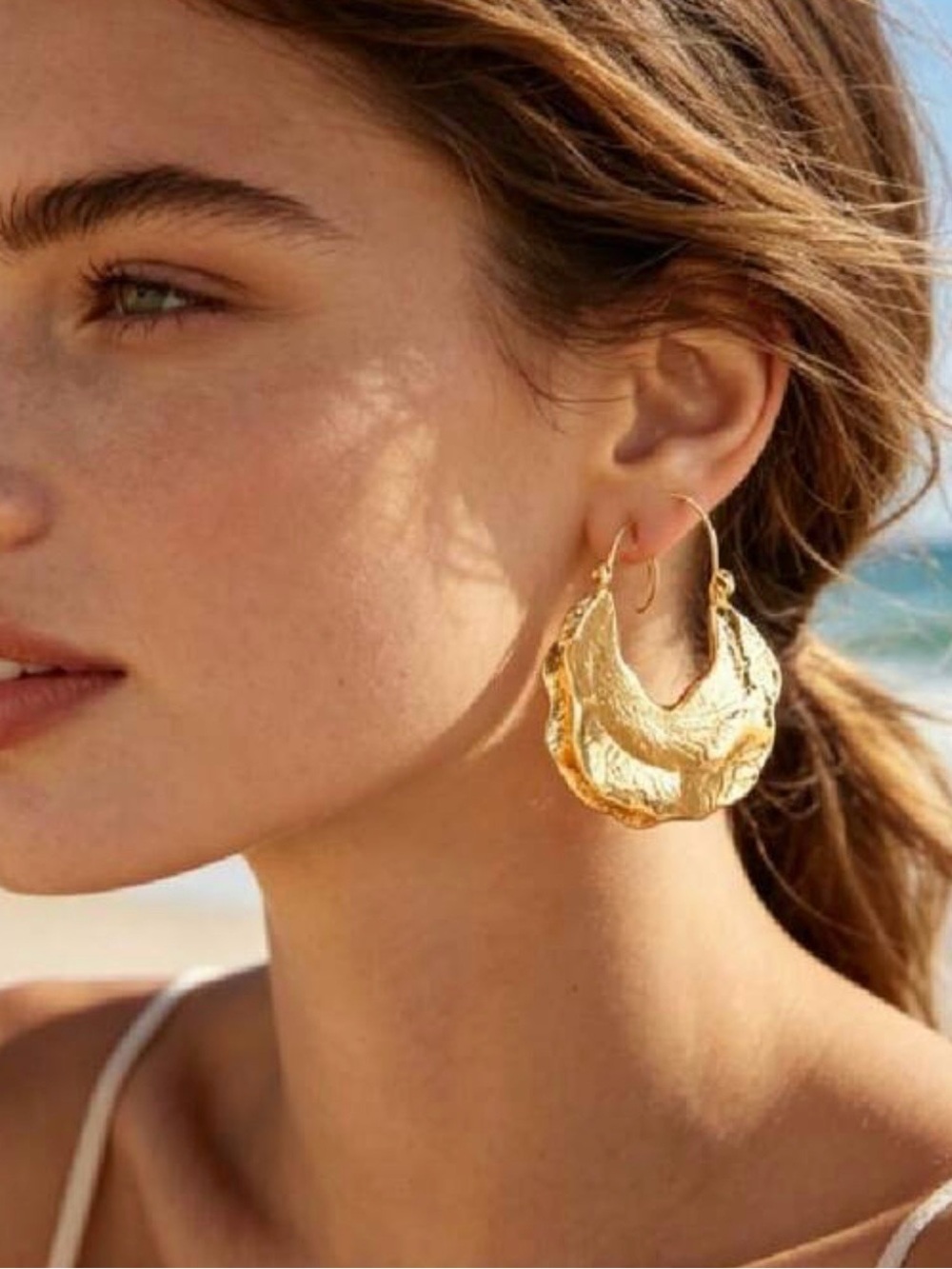 ✨3for$38 New Zara Textured Metal Crescent Gold Hoop Earrings - Picture 1 of 14